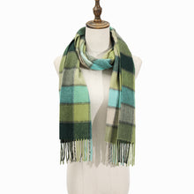 Load image into Gallery viewer, 1209005 WAMSOFT Ladies cashmere scarf ,100% Cashmere Winter Scarf, Women Soft Warm Scarf,Plaid,Green Checkered scarf
